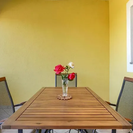 Apartment Rozza Pia Zadar